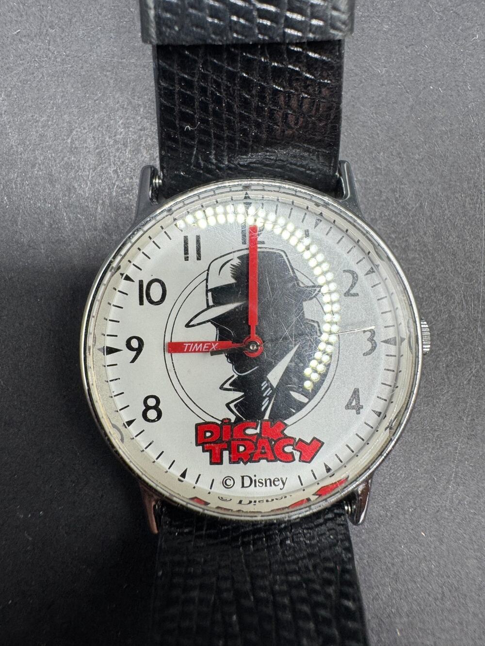 DISNEY Dick Tracy Watch by TIMEX 1990s Vintage Black Leather Band 32mm